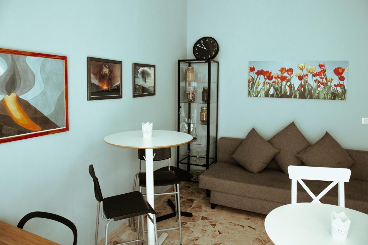 Sostanza - Rooms In Катания Экстерьер фото