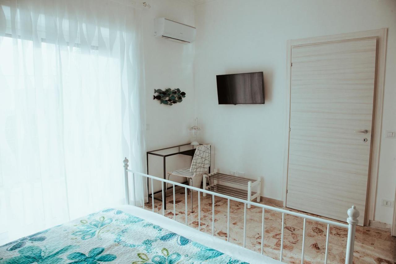Sostanza - Rooms In Катания Экстерьер фото