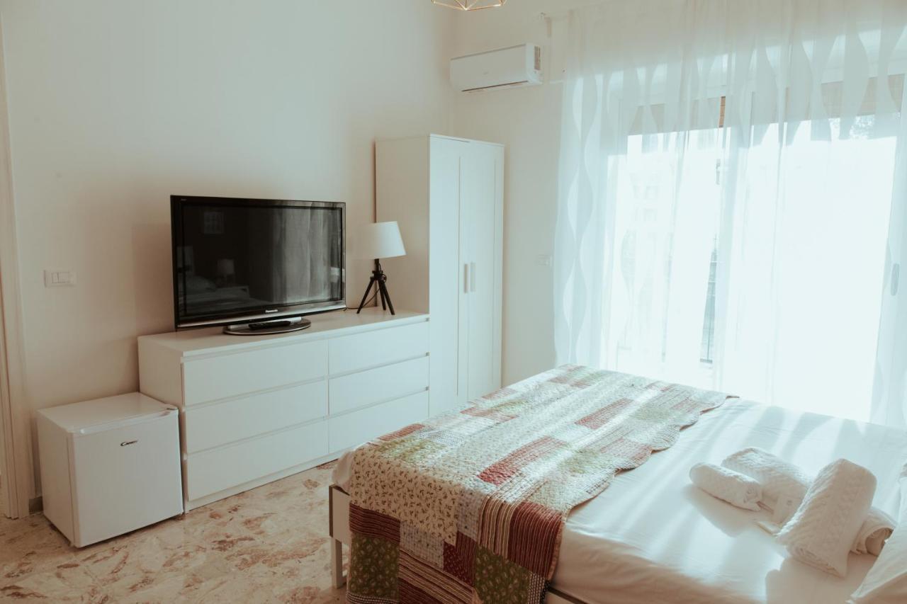 Sostanza - Rooms In Катания Экстерьер фото